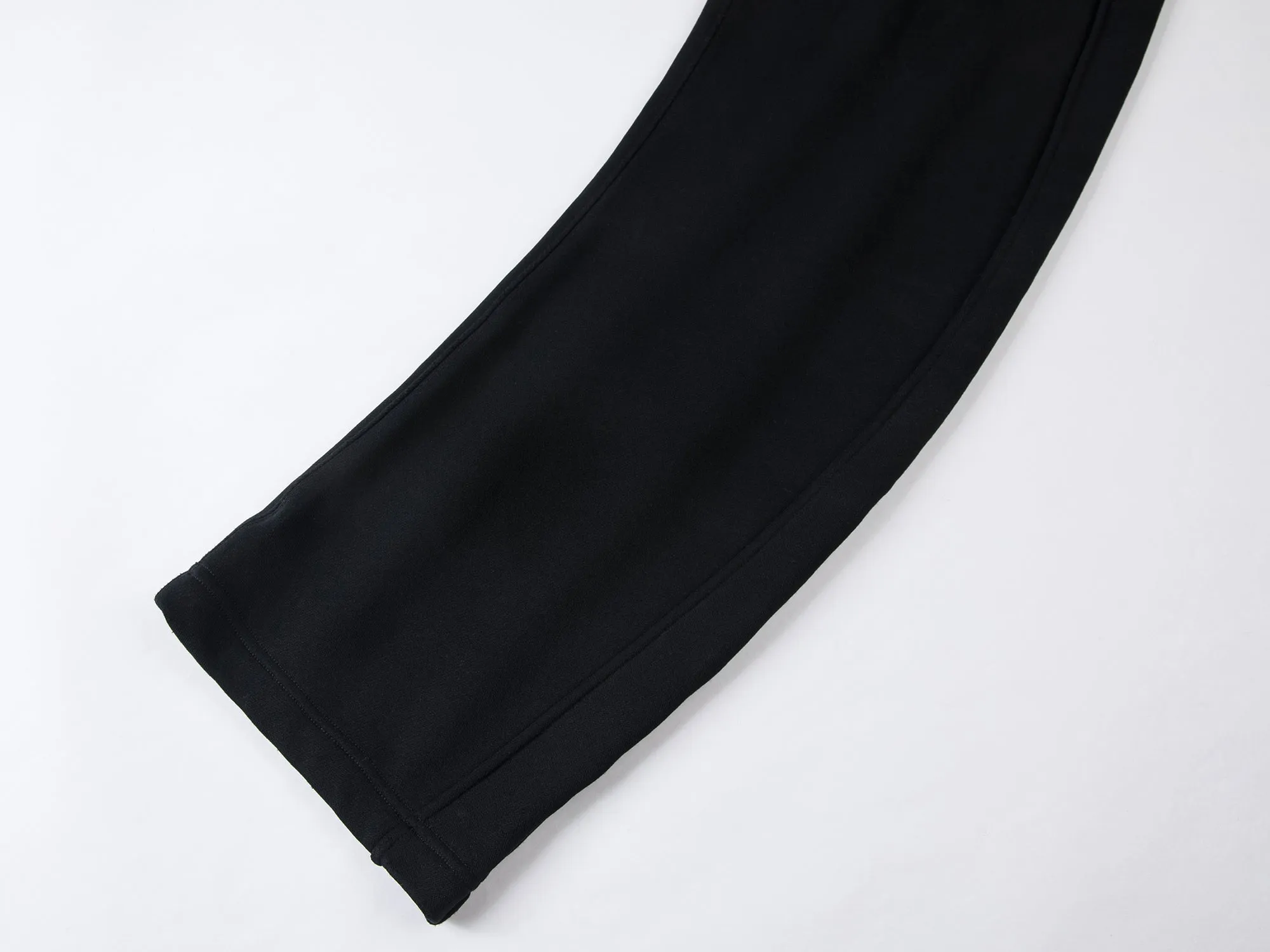 Architectural logo curved knife sweatpants