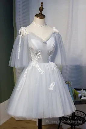 Chic Sleeveless Lace Appliques Tulle Princess Homecoming Dresses
