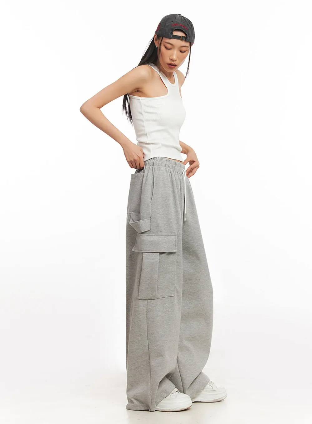 Comfy Cargo Wide-Fit Sweatpants IA504