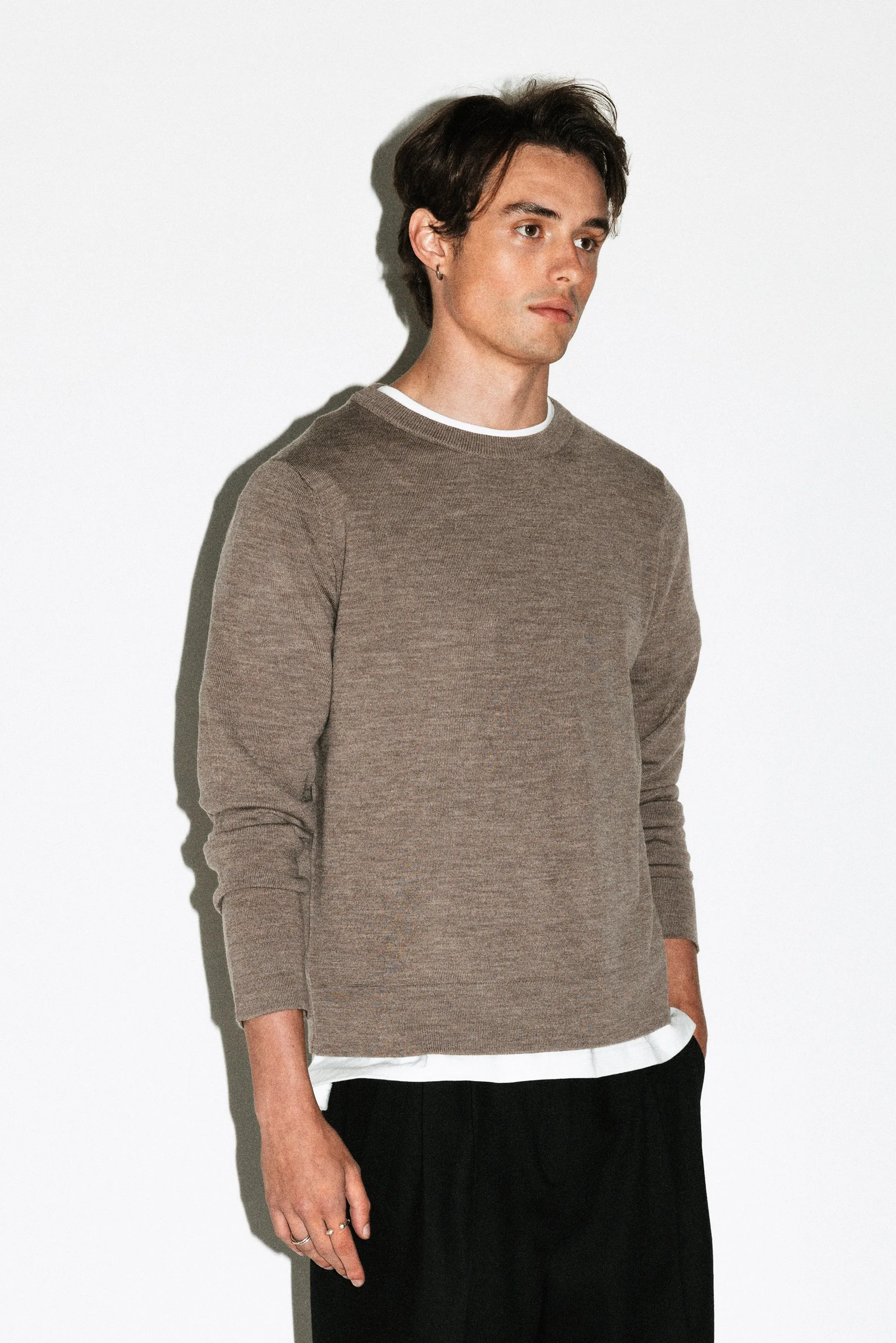 Hauser 90s Fit Crewneck Sweater  |  Oat