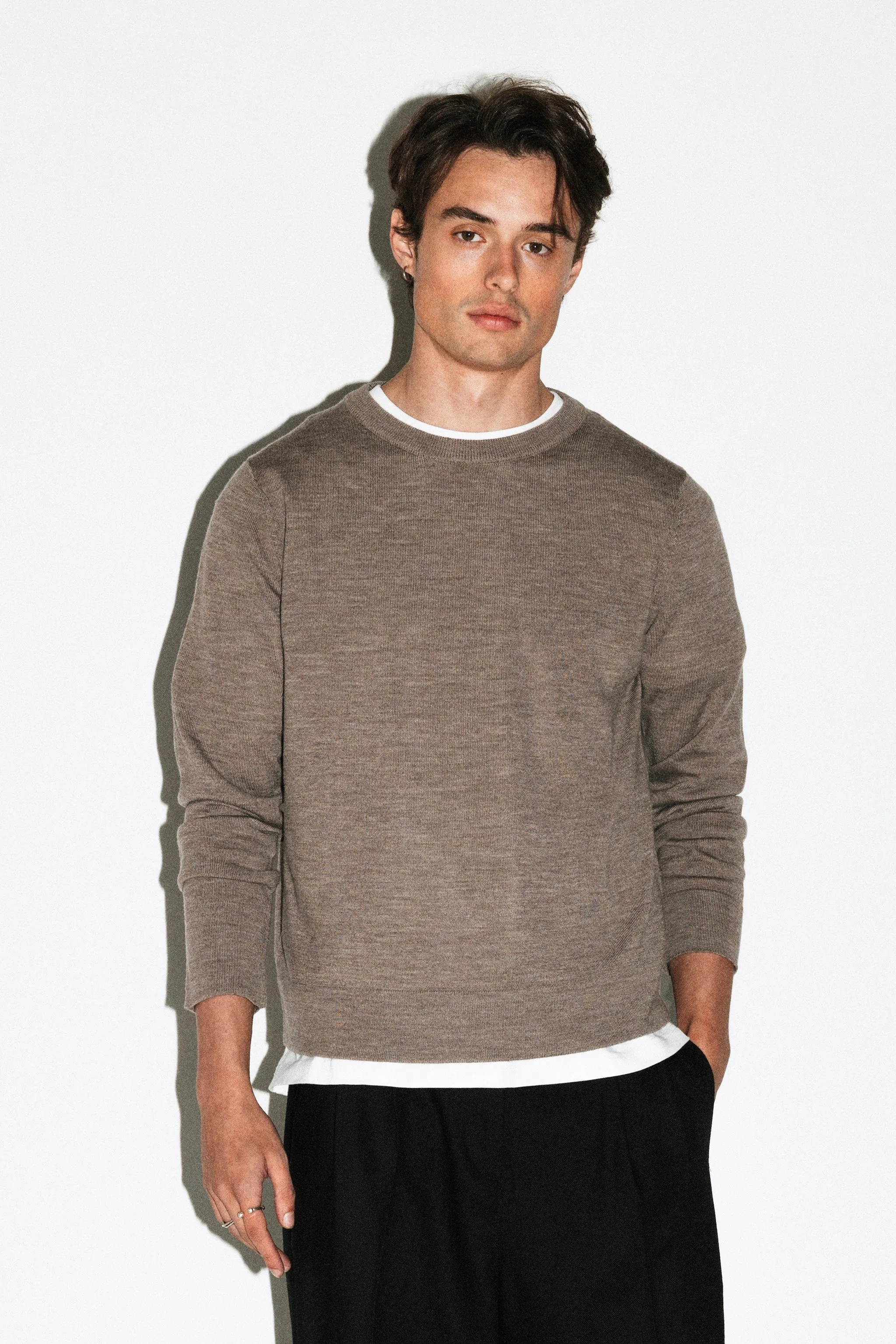 Hauser 90s Fit Crewneck Sweater  |  Oat